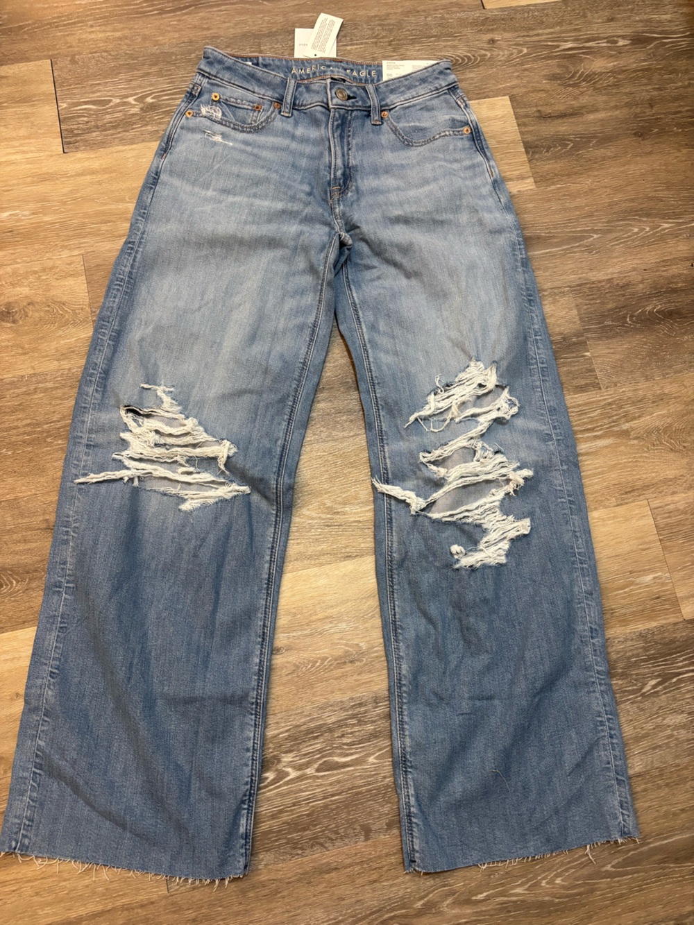 American Eagle Outfitters Light Blue Distressed Men’s Jeans - Relaxed Fit